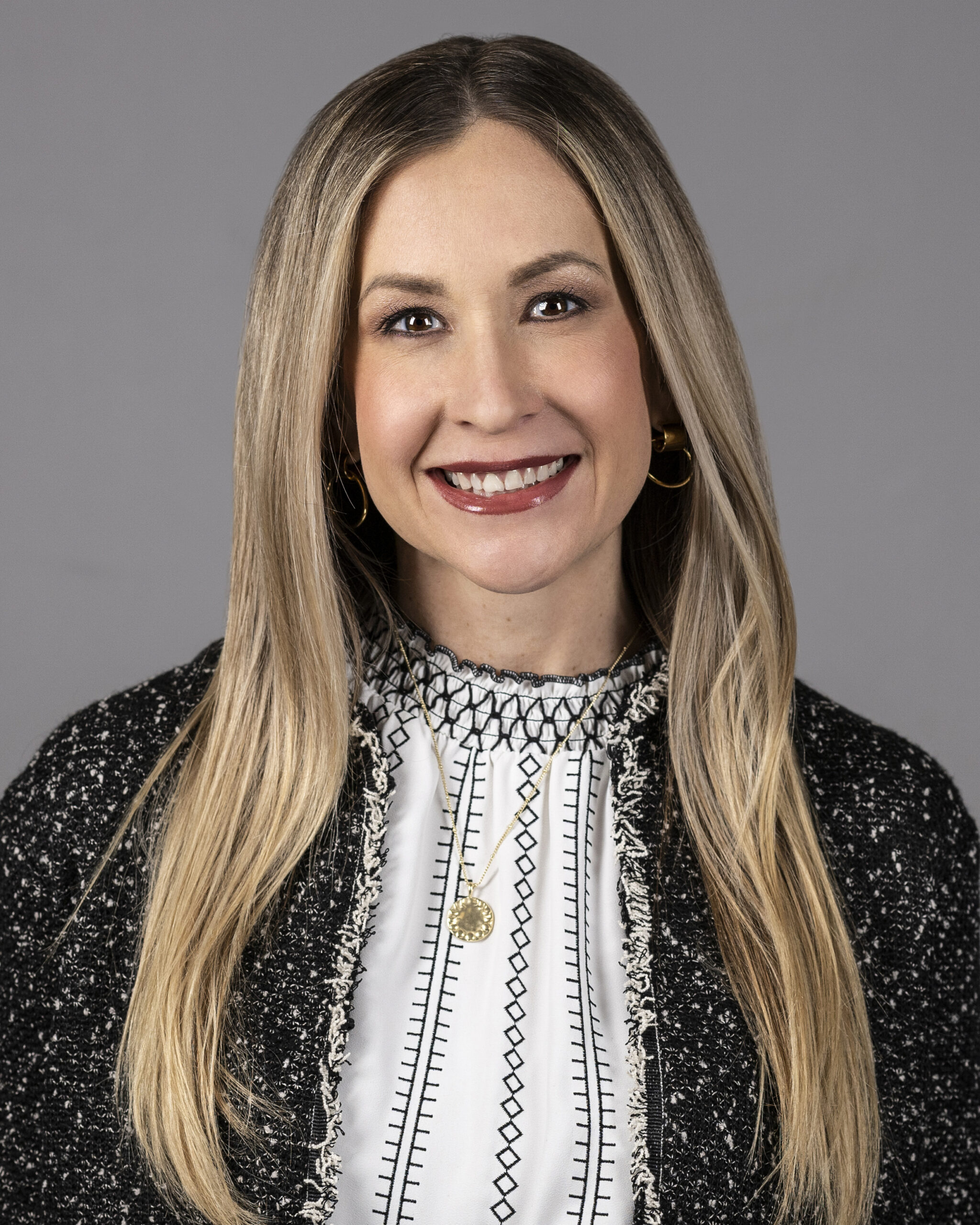 Amanda Tarno Headshot